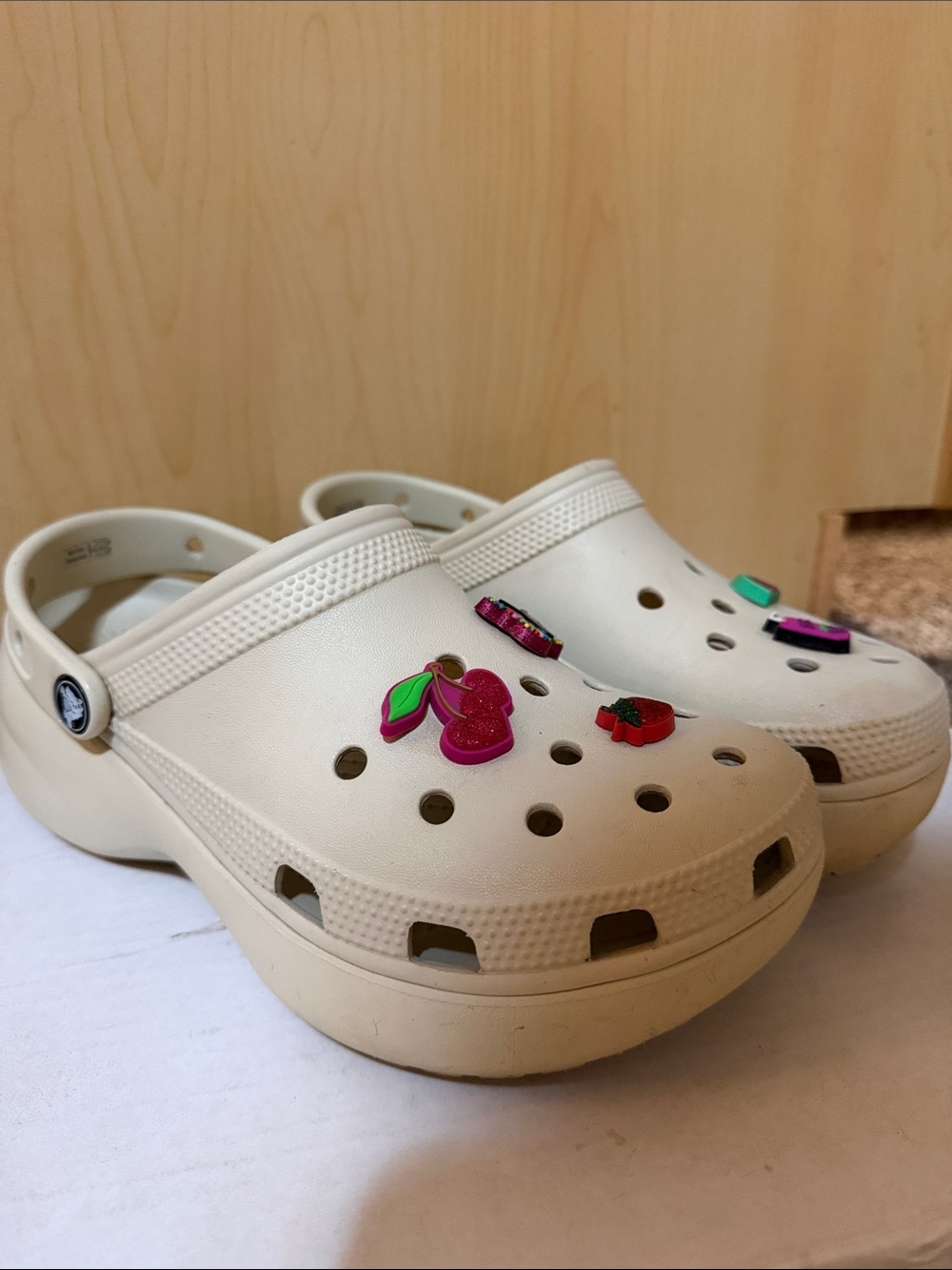 Crocs Classic Platform Clog in Cream with Charms